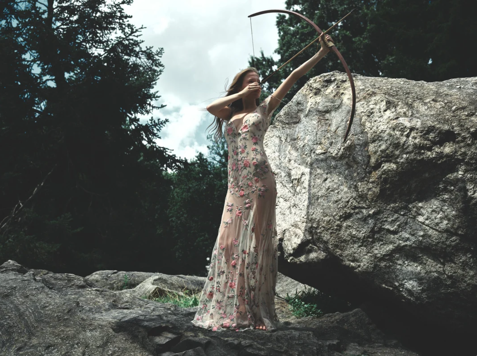 ‘A Court of Thorns and Roses’ Gets a Fittingly Sexy Fashion Collection Ahead of Sarah J. Maas’s Latest Book