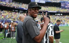 Jay-Z Brings Out Blue Ivy, John Legend, DJ Khaled & Scarface in Los Angeles